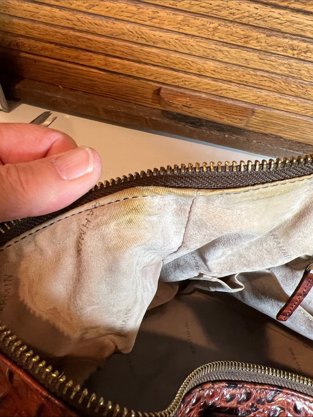 EUC Brahmin Satchel in Pecan Melbourne Croc Embossed Leather Luxury bag, purse - Picture 17 of 17